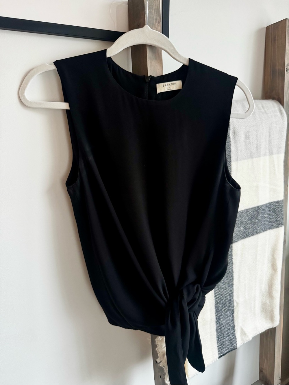 Babaton Black Tie-Front Sleeveless Blouse